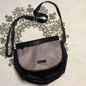 Sherpani | Milli Crossbody Purse